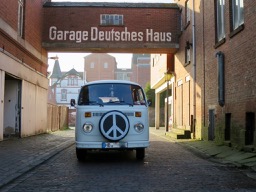 Deutsches Auto ist ja okay, aber Garage ???