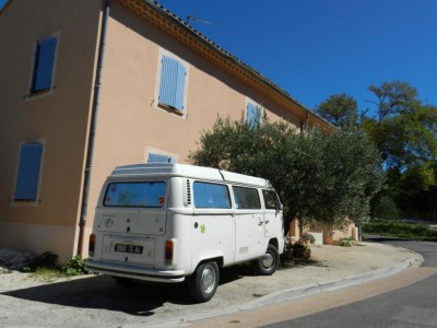 in villedieu, zwischen nyons und vaison-la-romaine