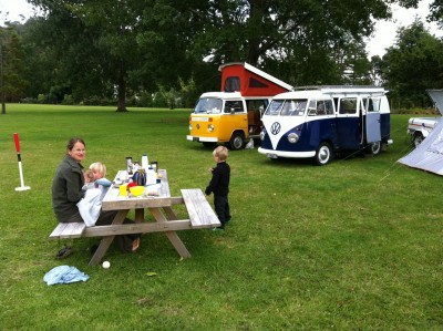 Camping mit T1 Gesellschaft