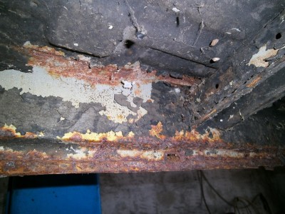 PICT0003.JPG (475.17 KiB) 2286 mal betrachtet innenschweller Seitenteil links