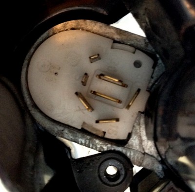 ...an diesen Stecker. Aber welches wo???