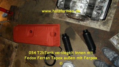 054 T2bTank versiegelt innen mit Fedox Fertan Tapox außen mit Ferpox .jpg