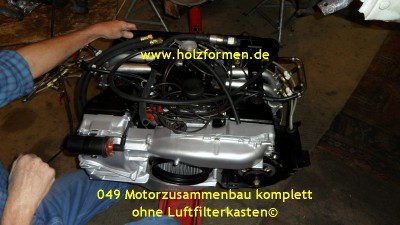 049 Motorzusammenbau komplett ohne Luftfilterkasten.jpg