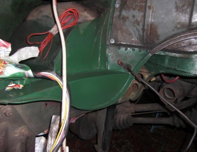5. Motorraum Lackiert.jpg