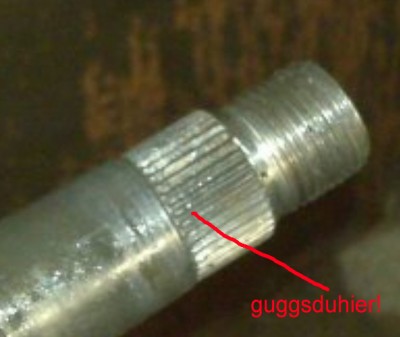 verzahnung.jpg (82.76 KiB) 2456 mal betrachtet Abdrücke der Verzahnung des Lenkrades