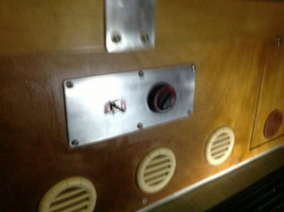 Lade-Wechselschalter und Thermostat Standheizung