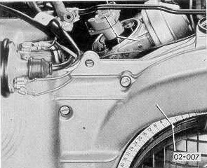 Riemenscheibe auf 0° oder Gehäuse Pfeil/Fuge