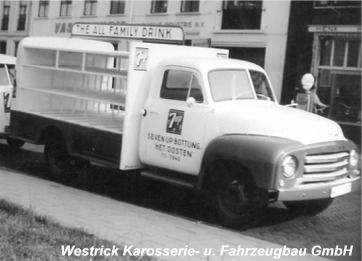 Opel_Blitz_mit_Westrick_Getr$E4nkeaufbau.jpg