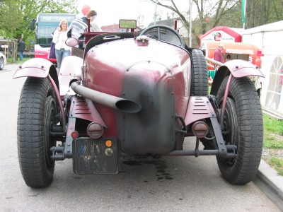 Alfa-Romeo-8C.JPG