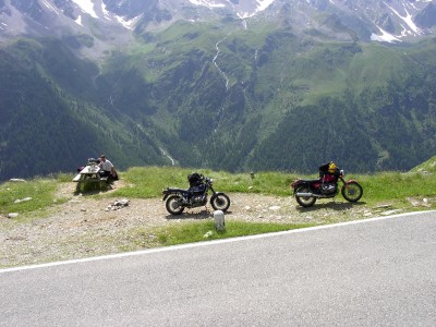 06 03 Gavia Pass 4.JPG