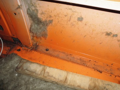 Seitenwand links unten