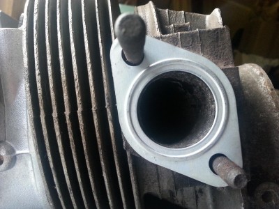 20140222_113512.jpg (377.55 KiB) 2056 mal betrachtet Original Auslass Kanal, Kanal Ø = Dichtung Ø