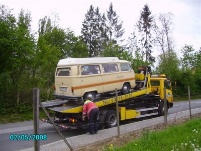 Busanhänger (Small).jpg