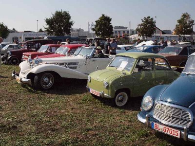 Sehr gemischt, auch klassische Repros wie der Heritage durften rein.