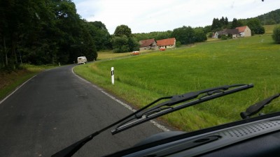 schöne enge Sträßchen ohne Verkehr zum cruisen.....