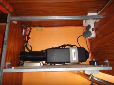 Webasto Air Top 3500 ST (Benzin) aus einem VW T5