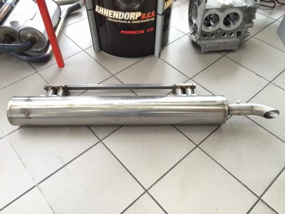 Ahnendorp Customsport Typ 4 T2b Auspuff 2016.jpg