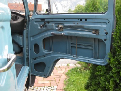 IMG_5038.JPG (376.18 KiB) 3599 mal betrachtet Tür innen ohne Dämmung