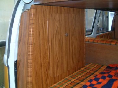 Kopie von Schrank fertig 008.jpg