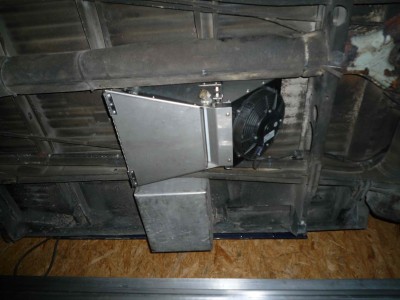 Externe Ölkühler mit Staudruckkasten (Schräg am Unterboden angestellt)