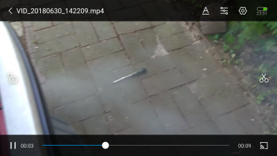 Screenshot_2018-06-30-23-51-58-701_com.miui.videoplayer.png