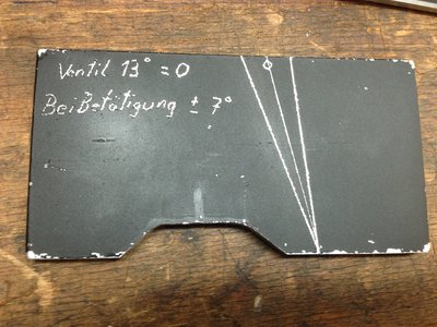 IMG_2378.JPG (2.74 MiB) 12756 mal betrachtet Die Platte müsste ich später noch etwas mehr für die Kipphebel freimachen