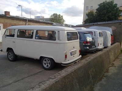 Berlin, Pankow auf'm Hof von BerlinBusCustoms ;o)