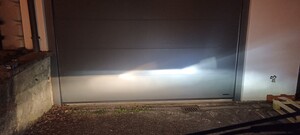 Links_Osram_NightBreaker_Rechts_Philipps_LED_Gen2_Abblendlicht.jpg