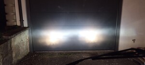 Phillipps_LED_Gen2_Fernlicht_Mit Halogenzusatzscheinwerfer.jpg