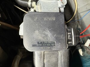 LMM, nach der Teilenummer vom T3, habe ich 2017 bei Classic Parts als Neuteil gekauft und 2019 verbaut, ca. 12.000 km gelaufen. Sollte noch nicht verschliessen sein (hoffentlich)