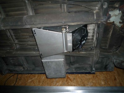 Externe Ölkühler mit Staudruckkasten (Schräg am Unterboden angestellt)