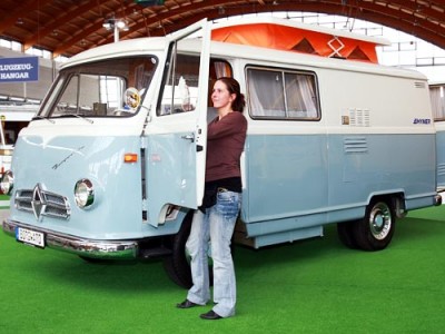 03_oldtimer_wohnmobil_500_375_dpa.jpg